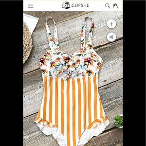 Cupshe swimsuit